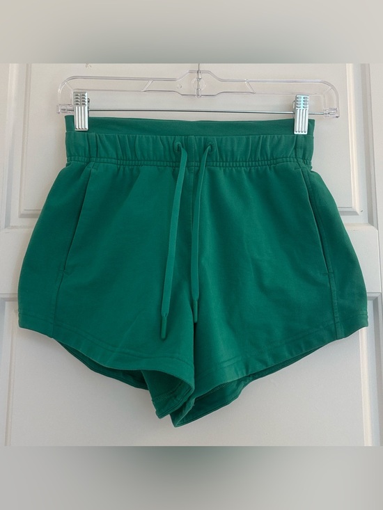 Pants - Lululemon Inner Glow Shorts 3" In Cascadia Green Size 0